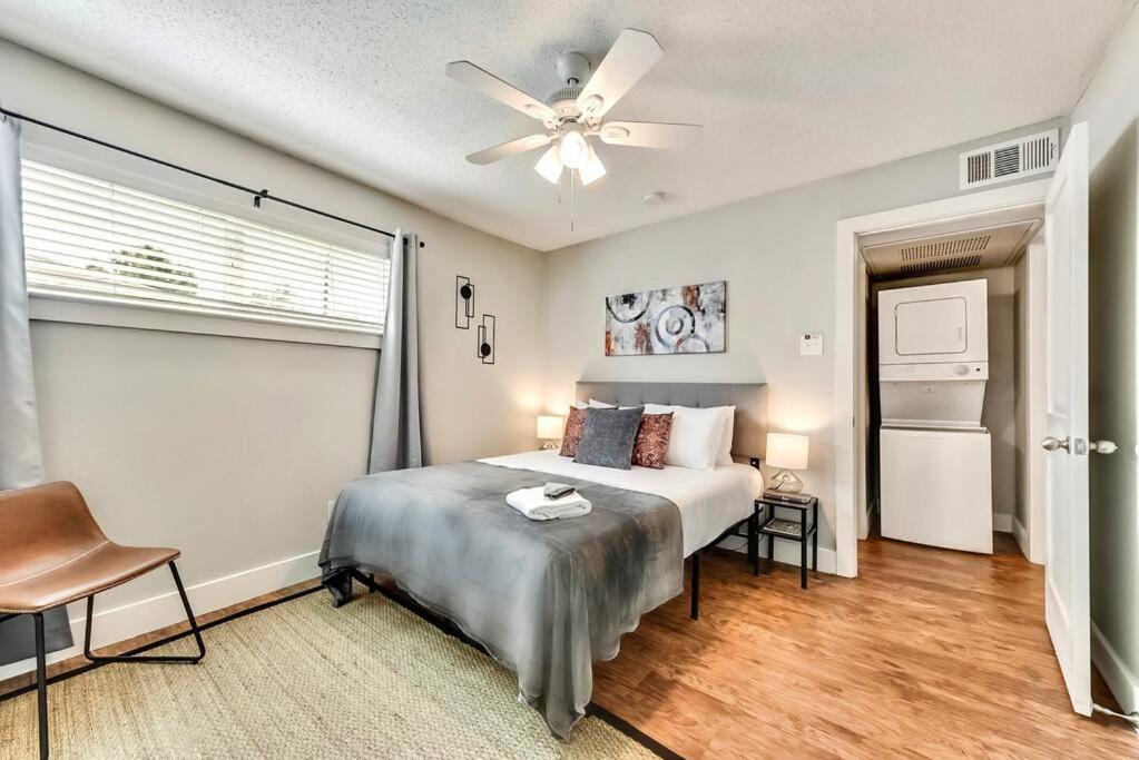 Hello Gorgeous Flat Near Downtown! Lägenhet Dallas Exteriör bild